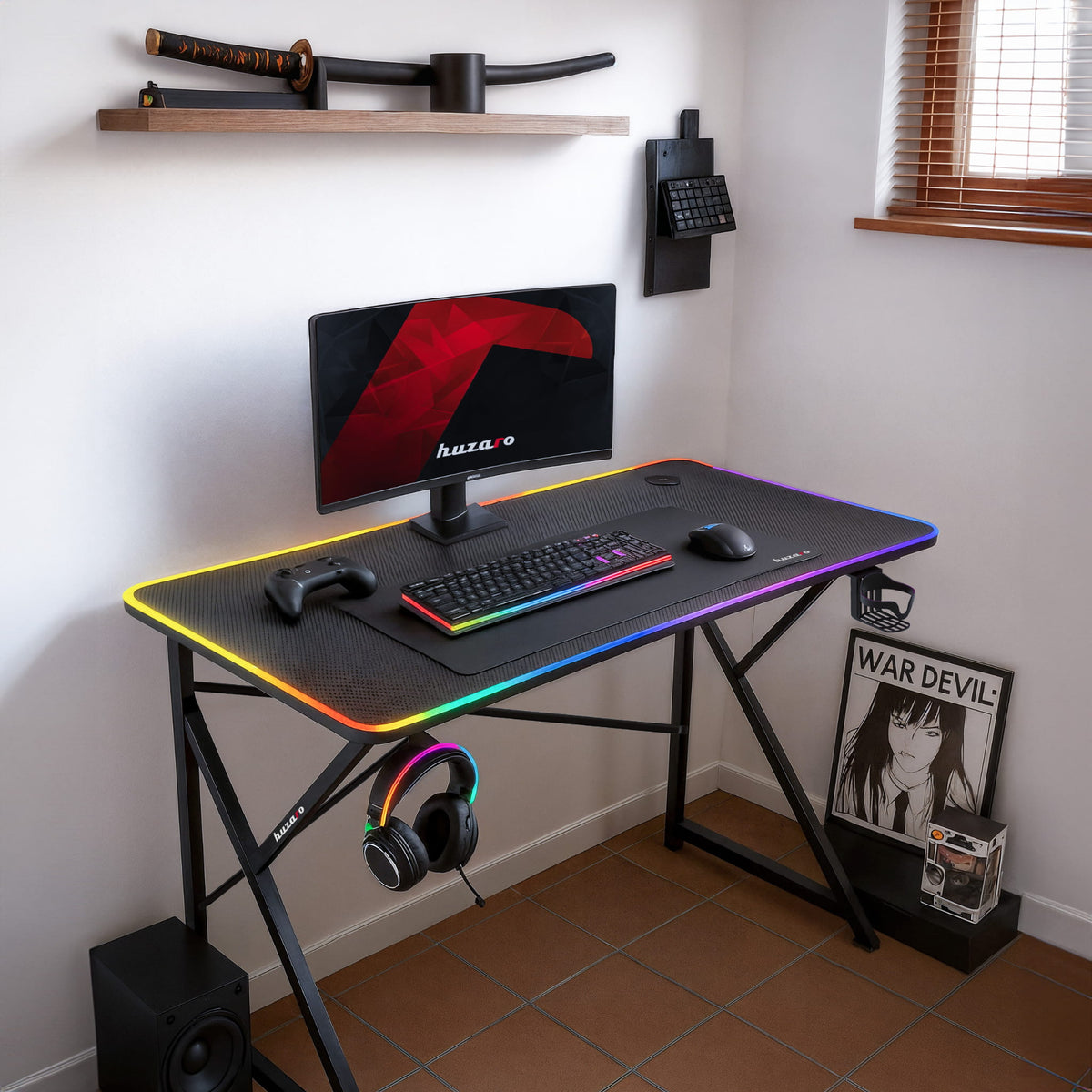 Гейминг бюро Huzaro Hero 1.7 RGB Black 120 см