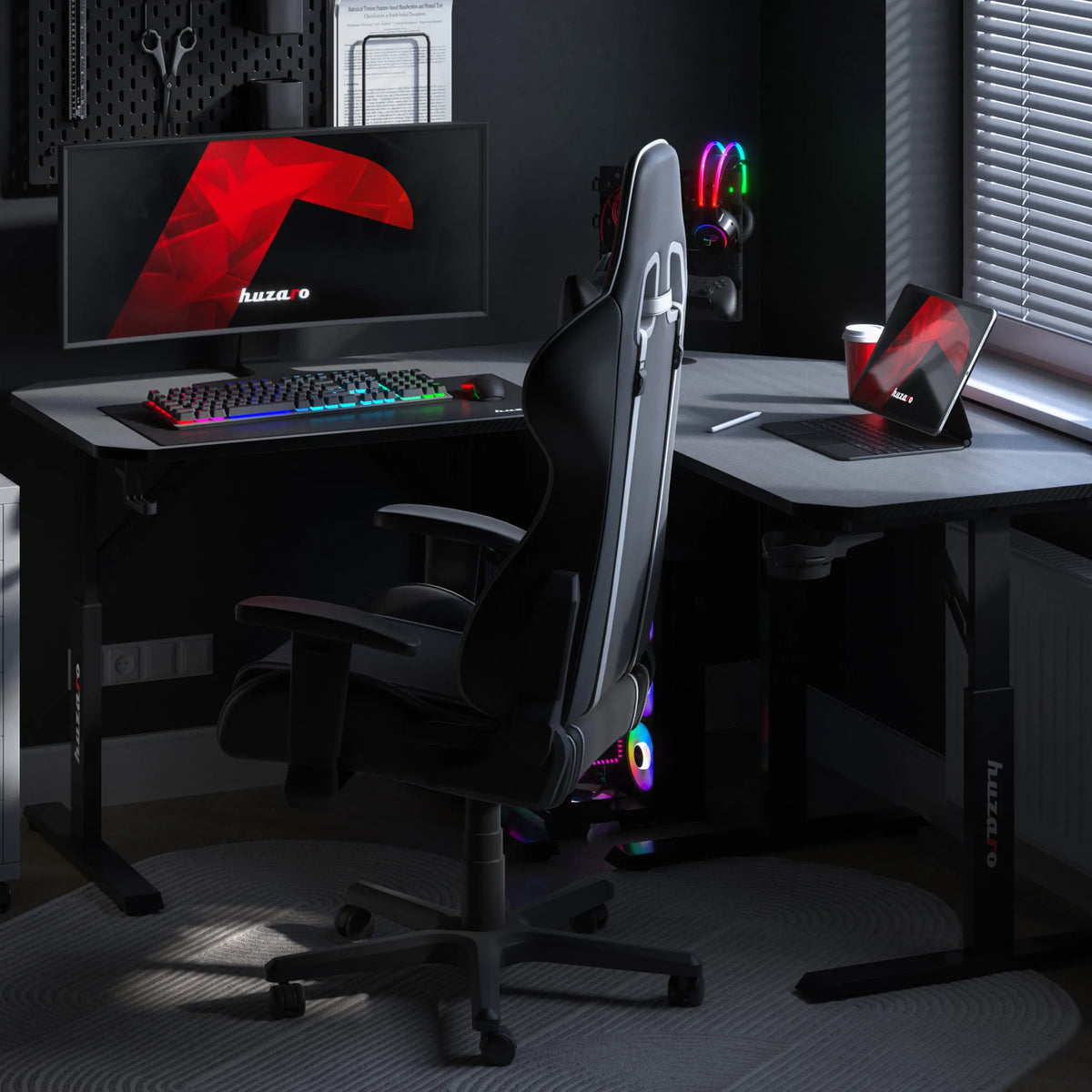 Huzaro Hero 7.3 Black magasságállítható sarokgaming-asztal