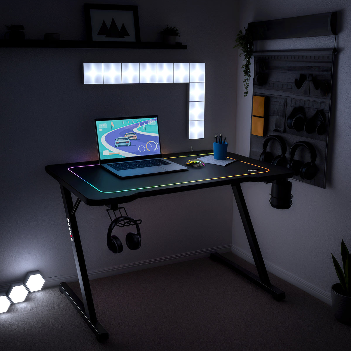 Huzaro Hero 1.8 Black 100 cm-es gamer íróasztal