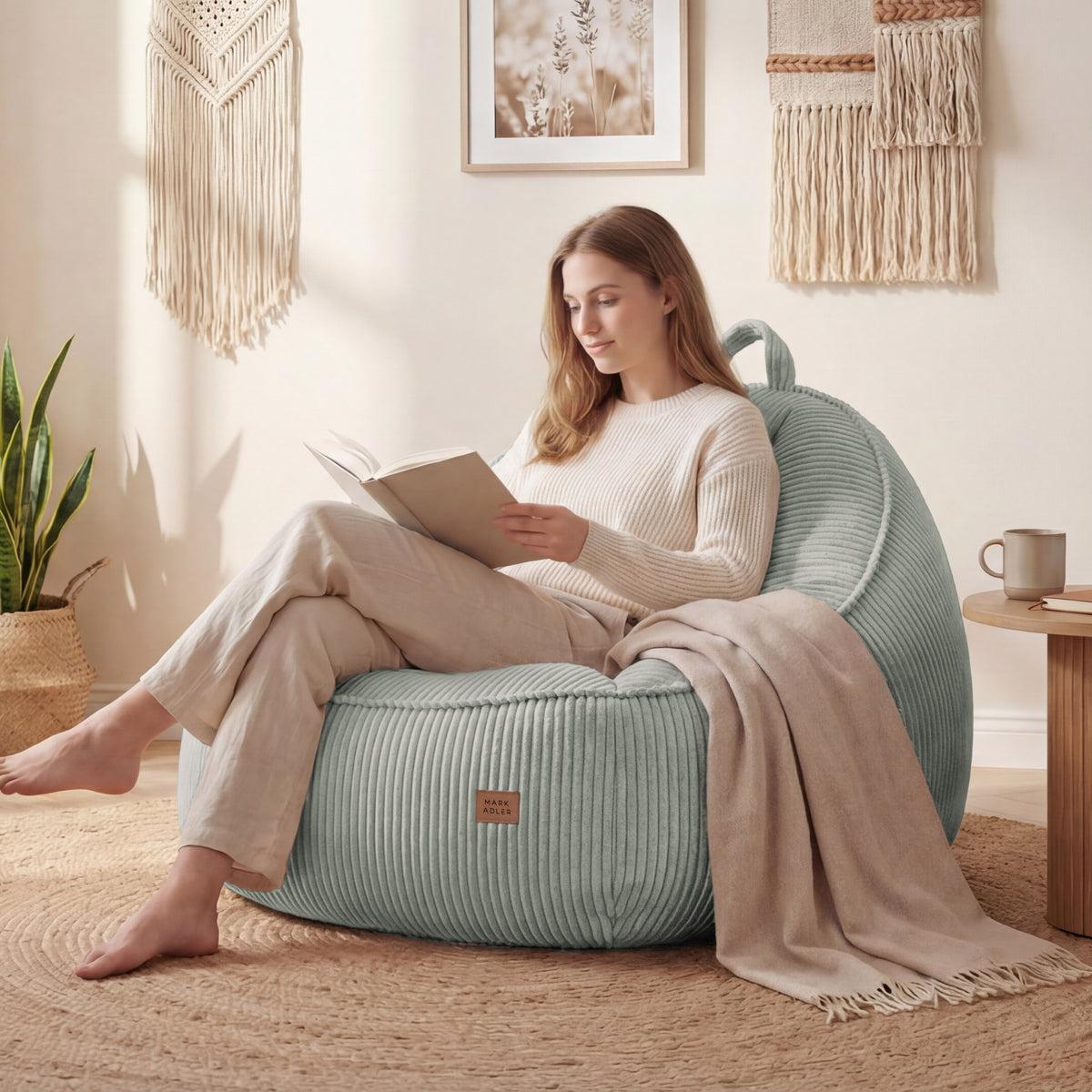 Mark Adler Comfy 4.0 Sage háttámlás, kordbársony puffszék