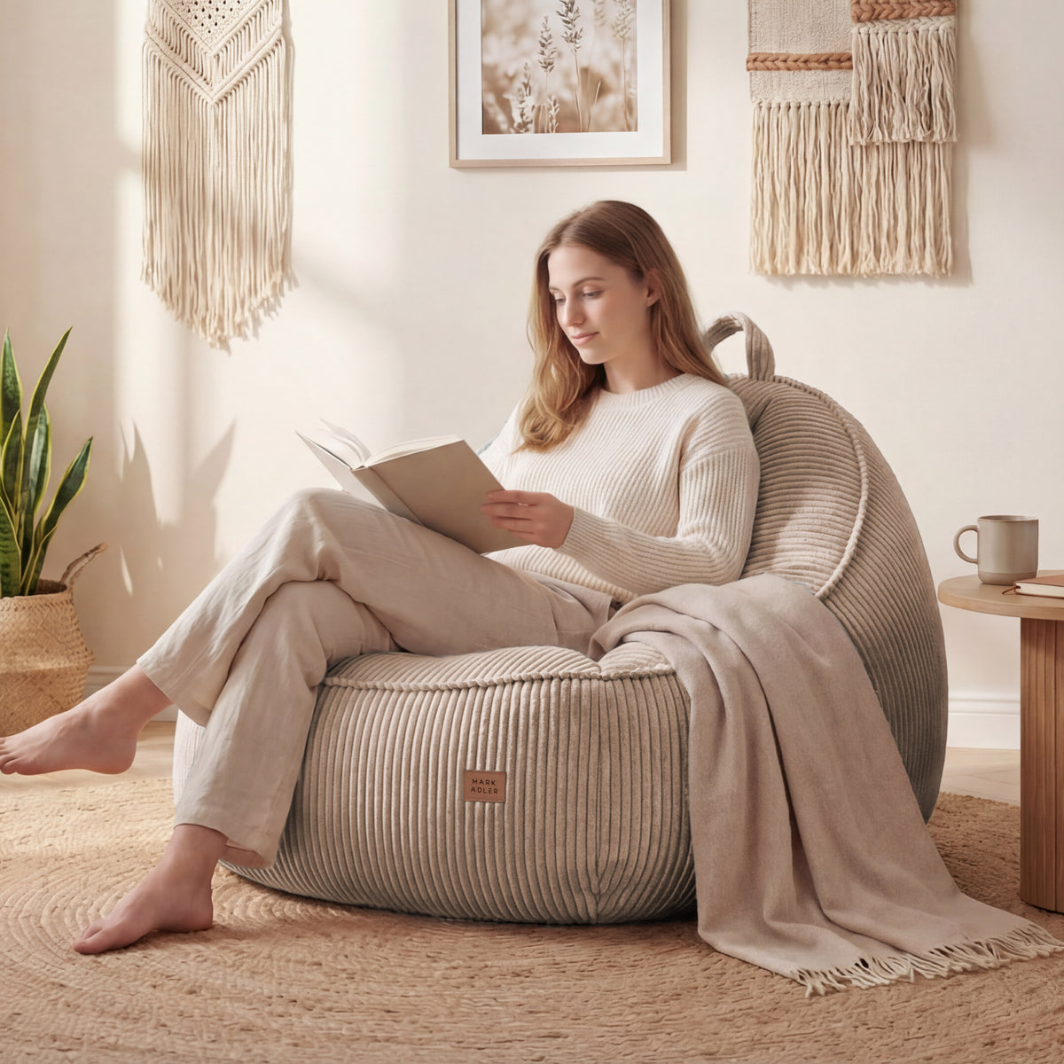 Mark Adler Comfy 4.0 Taupe háttámlás pufffotel, kordbársonyból