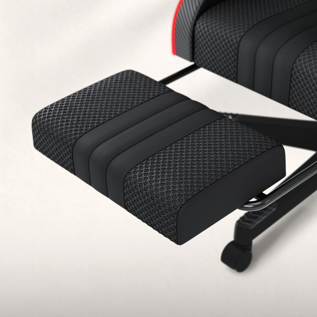 ФУНКЦИЯ „FOOTREST“ – УДОБНА ПОДНОЖКА