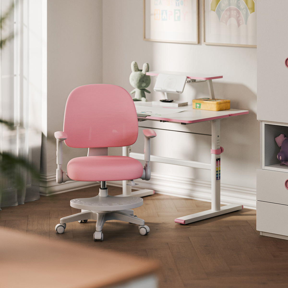 Ergonómikus forgószék gyerekeknek